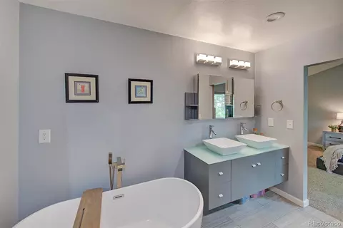 Bath - 705 Cedar Dr, Frederick, CO 80530 photo 4 of 7
