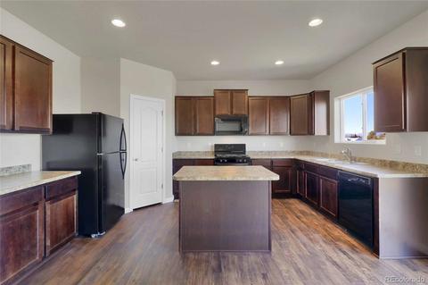 47402 Lilac Ave, Bennett, CO 80102 photo 3