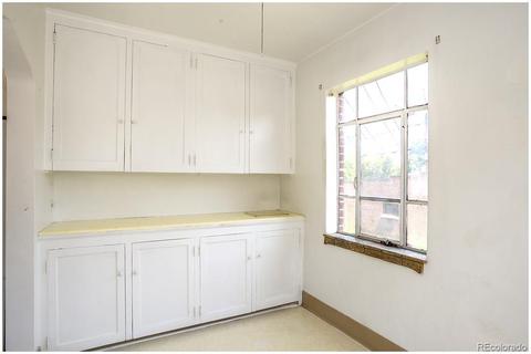 3036 Cherry St, Denver, CO 80207 photo 11