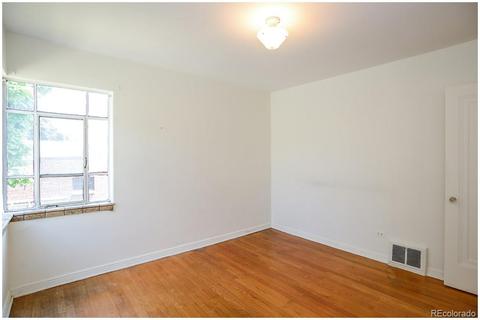 3036 Cherry St, Denver, CO 80207 photo 9