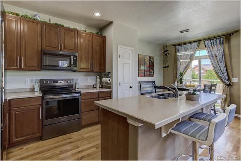 23925 E Powers Dr, Aurora, CO 80016 photo 2