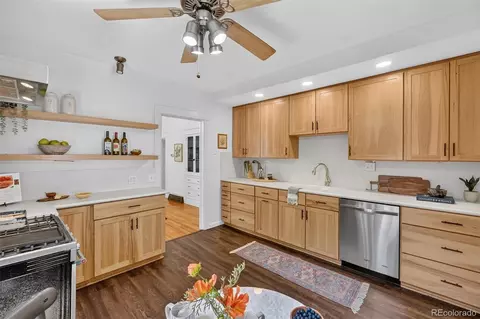 Kitchen - 4044 Shoshone St, Denver, CO 80211 photo 3 of 5