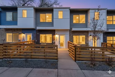 15172 W 69th Pl, Arvada, CO 80007
