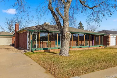2913 W Tanforan Dr, Englewood, CO 80110