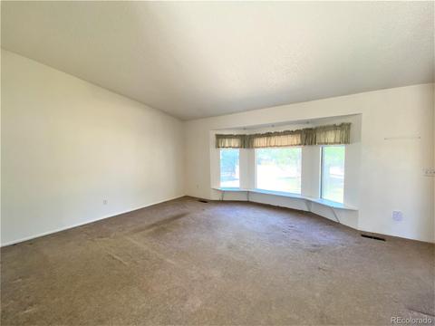 219 Hillcrest Ave, Rangely, CO 81648 photo 3