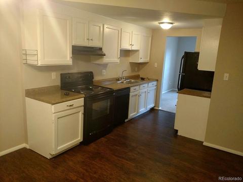 12071 E 3rd Ave, Aurora, CO 80011 photo 1