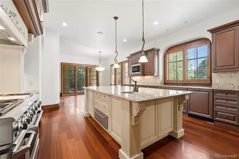 Kitchen - 7680 E 6th Ave, Denver, CO 80230 photo 3 of 4