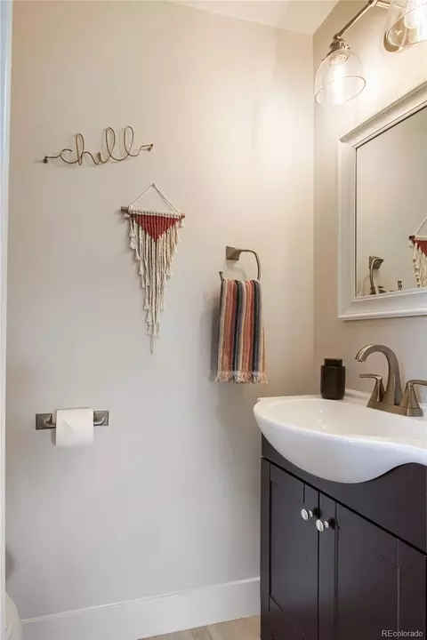 Bath - 11664 Marlowe Pl, Morrison, CO 80465 photo 1 of 7