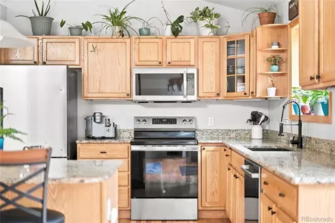 Kitchen - 622 Gunsmoke Dr, Bailey, CO 80421 photo 5 of 5