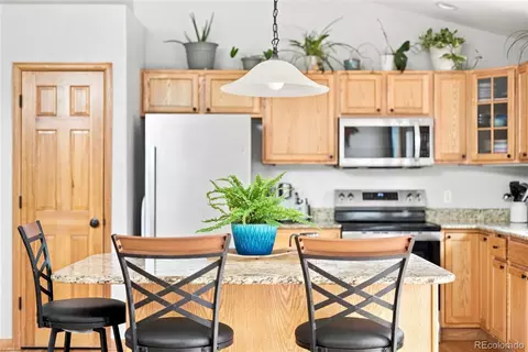 Kitchen - 622 Gunsmoke Dr, Bailey, CO 80421 photo 4 of 5