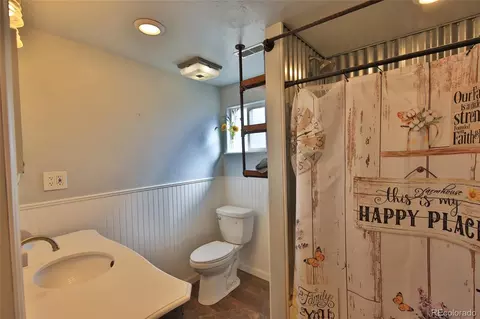 Bath - 1537 19 Rd, Fruita, CO 81521 photo 1 of 1
