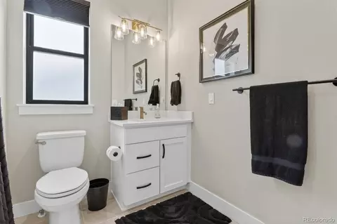 Bath - 1751 Barefoot Dr, Windsor, CO 80550 photo 2 of 3