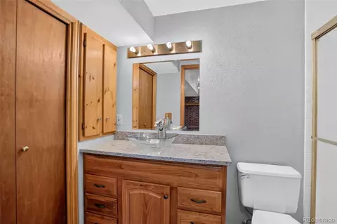 Bath - 18225 E Lehigh Pl, Aurora, CO 80013 photo 3 of 4