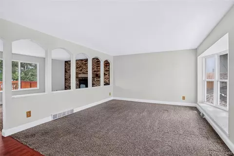 Living - 18225 E Lehigh Pl, Aurora, CO 80013 photo 2 of 6