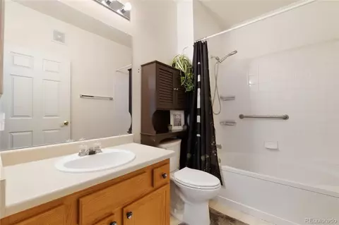 Bath - 3281 E 103rd Pl #1410, Thornton, CO 80229 photo 1 of 2