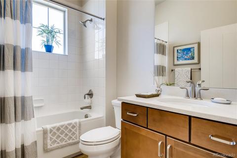 10379 E 25th Dr, Aurora, CO 80010 photo 18