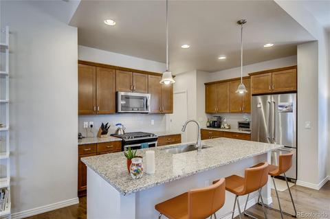 10379 E 25th Dr, Aurora, CO 80010 photo 8