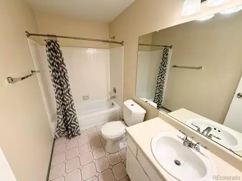 Bath - 337 Wright St #302, Lakewood, CO 80228 photo 1 of 2
