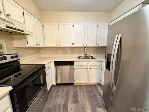337 Wright St #302, Lakewood, CO 80228