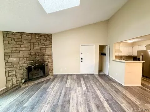 Living - 337 Wright St #302, Lakewood, CO 80228 photo 3 of 4