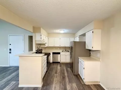 Kitchen - 337 Wright St #302, Lakewood, CO 80228 photo 4 of 4