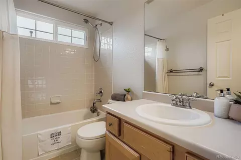 Bath - 20264 E Vassar Ave, Aurora, CO 80013 photo 4 of 4