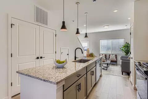 Kitchen - 15313 W 69th Ave, Arvada, CO 80007 photo 3 of 4