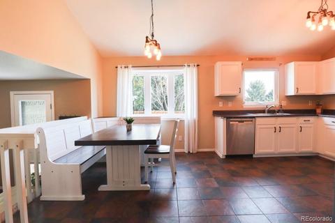 21381 E Williamette Pl, Centennial, CO 80015 photo 9
