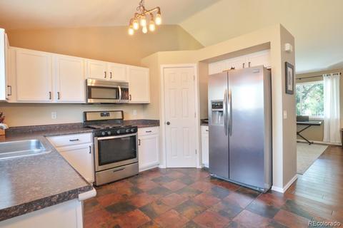 21381 E Williamette Pl, Centennial, CO 80015 photo 7