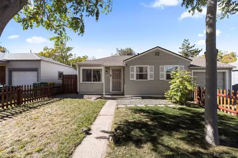 1745 Jamaica St, Aurora, CO 80010