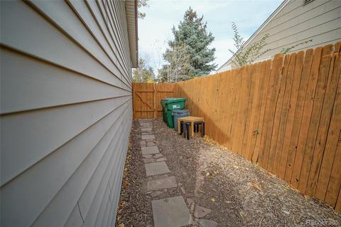 910 Moline St, Aurora, CO 80010 photo 34