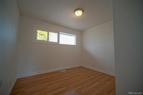 910 Moline St, Aurora, CO 80010 photo 18