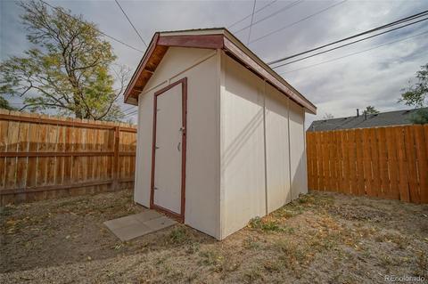 910 Moline St, Aurora, CO 80010 photo 32