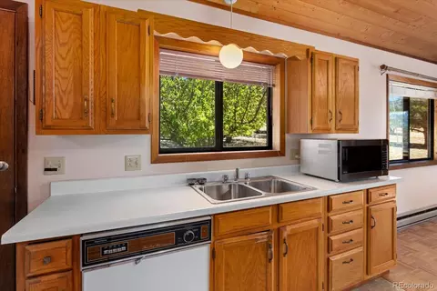 Kitchen - 9988 E Cherokee Dr, Salida, CO 81201 photo 5 of 6