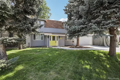 9220 W Virginia Dr, Lakewood, CO 80226