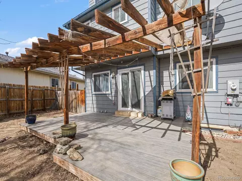 Exterior - 14864 E Warren Ave, Aurora, CO 80014 photo 4 of 5