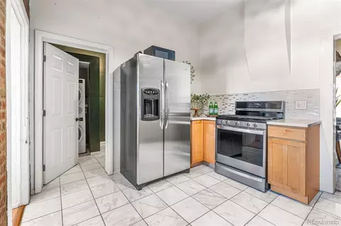 2819 Curtis St, Denver, CO 80205 photo 17