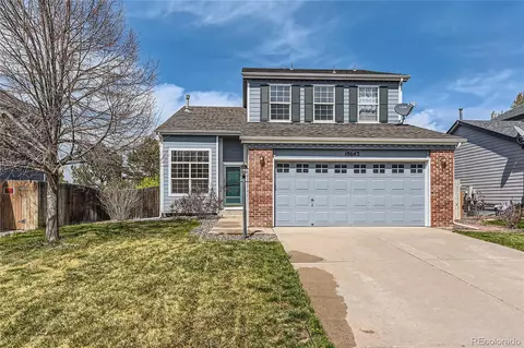 18643 E Crestridge Dr, Aurora, CO 80015 photo 2