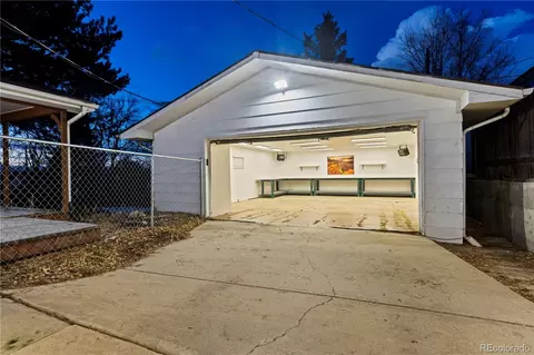 Exterior - 14533 E 11th Ave, Aurora, CO 80011 photo 4 of 20