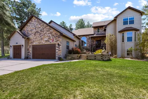 1020 Hoosier Dr, Larkspur, CO 80118