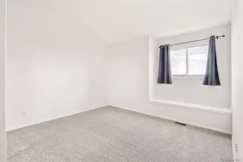 Bedroom - 54 Wright Ct, Lakewood, CO 80228 photo 5 of 10