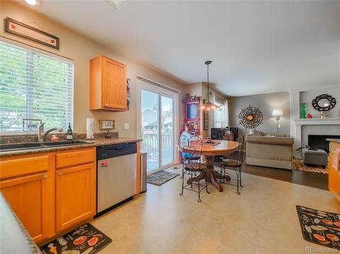 19523 E Ithaca Pl, Aurora, CO 80013 photo 4