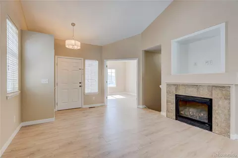 24671 E Kansas Cir, Aurora, CO 80018