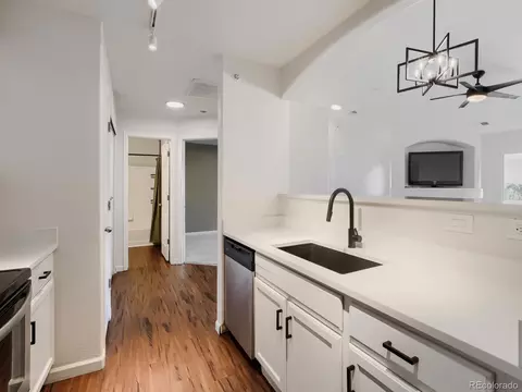 5255 Memphis St #1222, Denver, CO 80239
