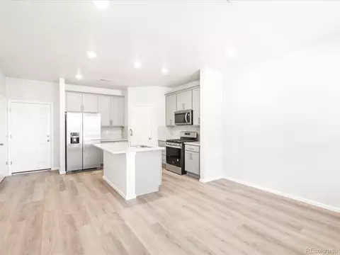 22193 E 7th Pl, Aurora, CO 80018 photo 8