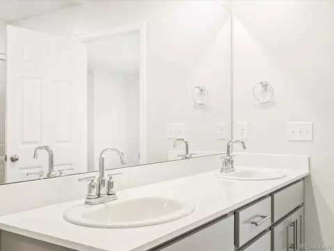 22193 E 7th Pl, Aurora, CO 80018 photo 22