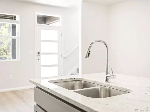 22193 E 7th Pl, Aurora, CO 80018 photo 13