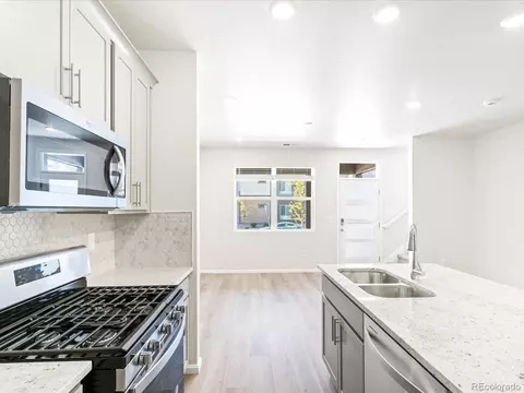 22193 E 7th Pl, Aurora, CO 80018 photo 12