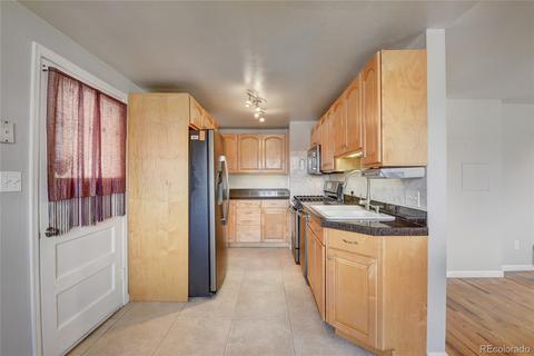 5226 Pierce St, Arvada, CO 80002 photo 4