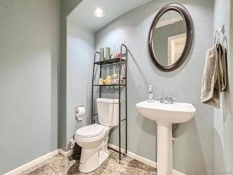 19050 E 43rd Ave, Denver, CO 80249 photo 3